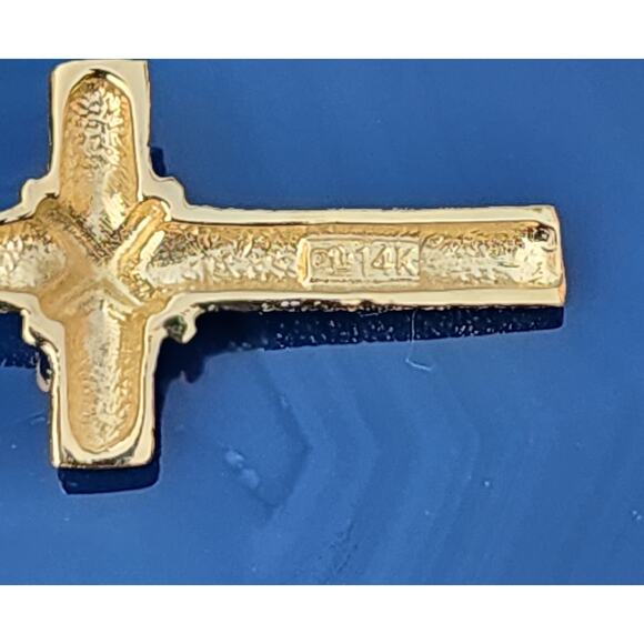 14K Yellow Gold Diamond Cut Cross Pendant Link Necklace - Picture 7 of 13